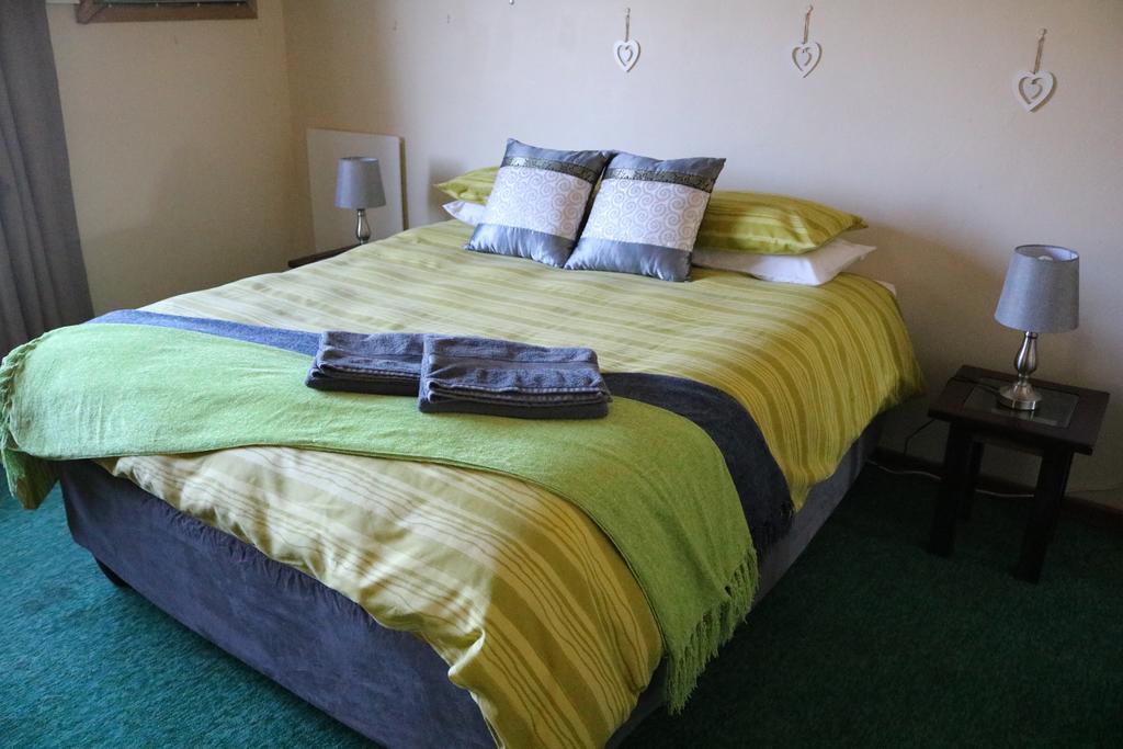 Grysbok Self Catering Accommodation 오쇼른 외부 사진